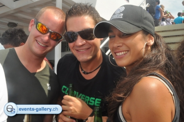 Paradise Boat - 54